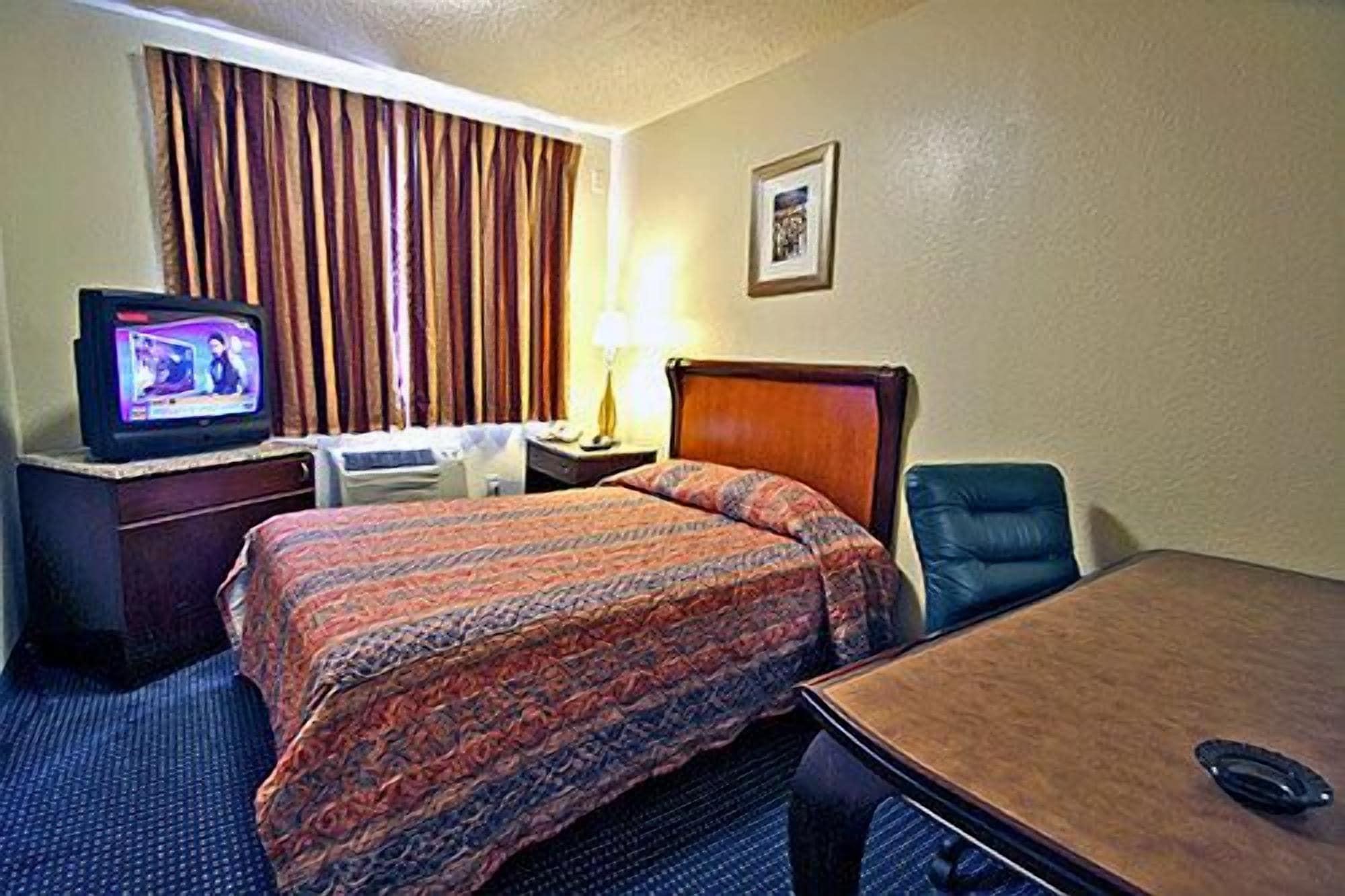 Motel 6-Washington, Dc - Convention Center Esterno foto