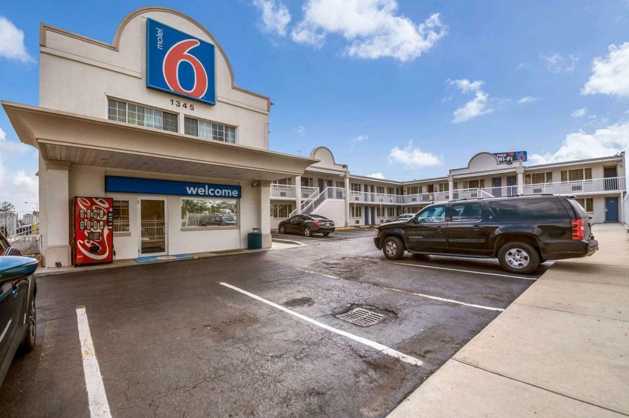 Motel 6-Washington, Dc - Convention Center Esterno foto